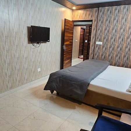Hotel Mussoorie Gold Mary Ngoại thất bức ảnh